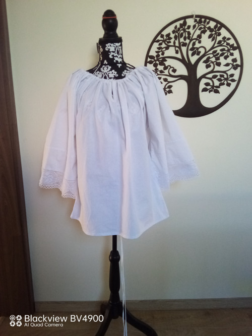 Rukávce A, košile, ženský kroj (folklor)