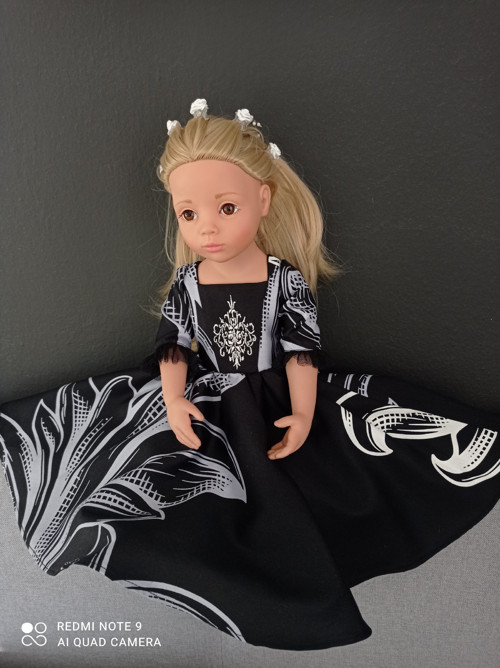 Šaty pro Emily 50 cm — foto 1