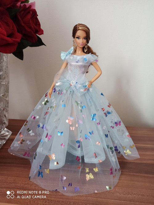Šaty pro Barbie — foto 1