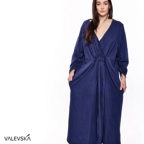 Comfort first, v modři s kapsama XXL — foto 1
