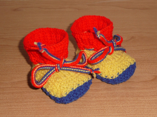 VÝPRODEJ 38 - bačkůrky, vel.9 cm — foto 1
