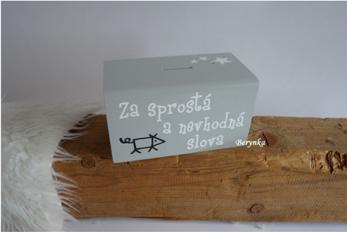 Pokladnička s nápisem