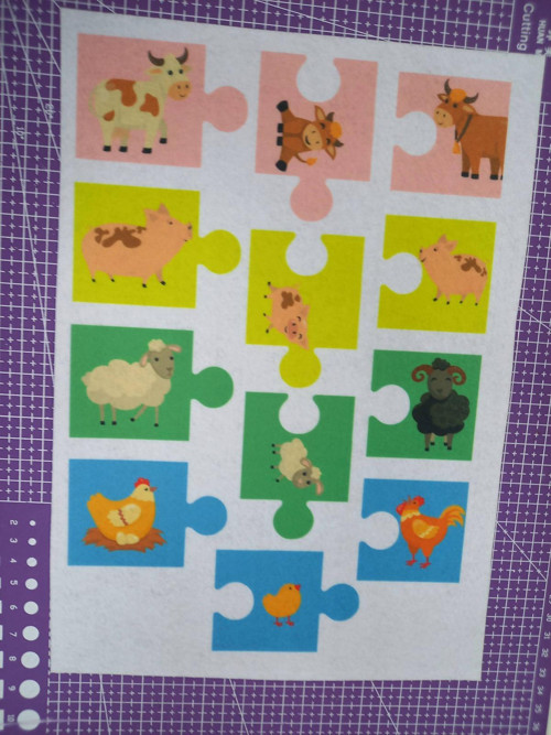 1,2mm Tvrdý filc puzzle -QuietBook