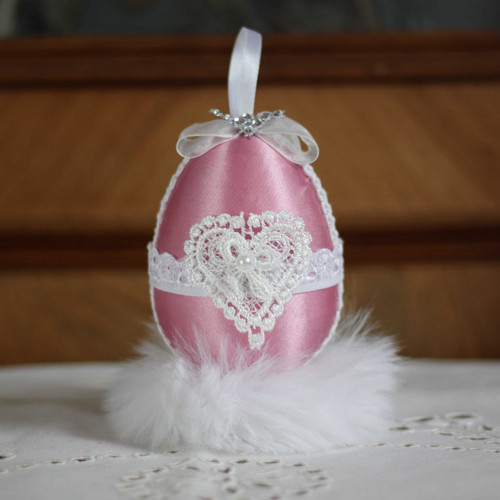 Saténové vajíčko ve stylu Shabby chic