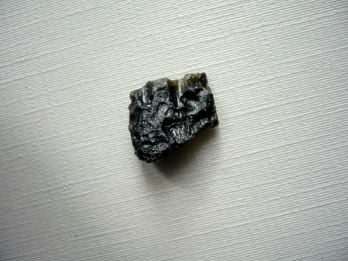 Tektit (meteorit) 13 mm, č.37 — foto 1