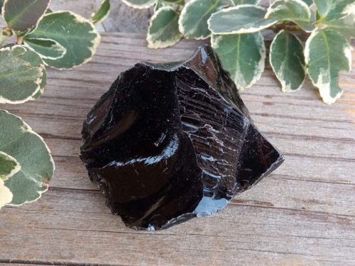 Obsidián černý, surový č. 30 — foto 1