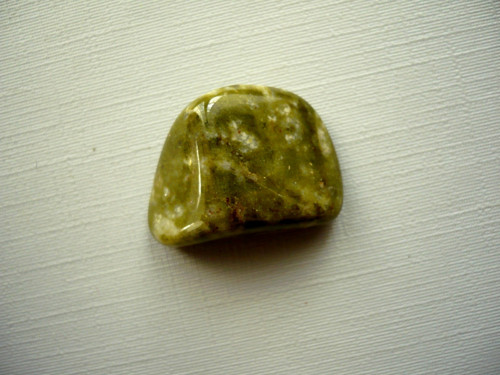 Troml. kámen – epidot 23 mm, č.9