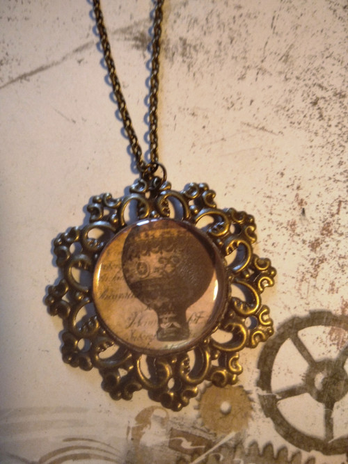 Filigránový steampunkový náhrdelník