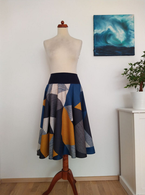 Kolová sukně délka 70cm — foto 1