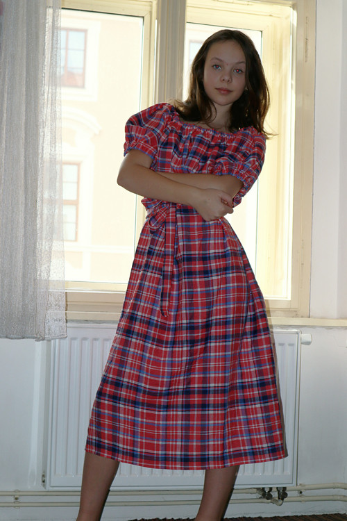 Lněné šaty kostkované — foto 1