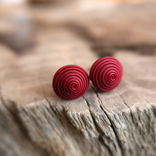 Náušnice Spiral Rudá — foto 1