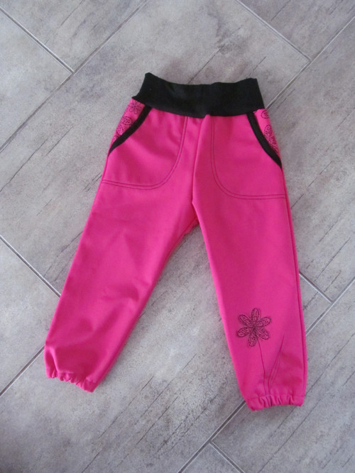 KALHOTY SOFTSHELL..vel.92 poslední