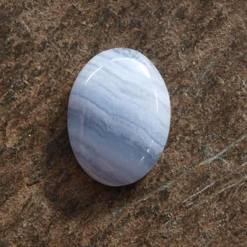 Chalcedon krajkový, kabošon č. 2606