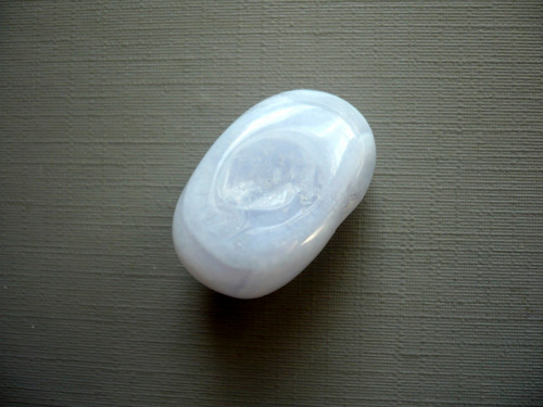 Troml. kámen - chalcedon 26 mm, č.65f