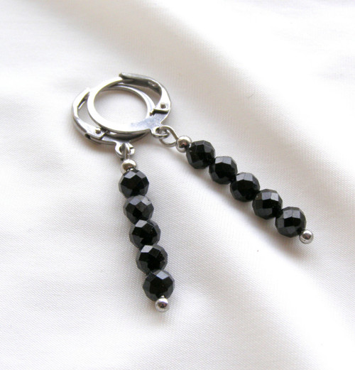 BROUŠENÝ ČERNÝ SPINEL*náušnice z chir. oceli