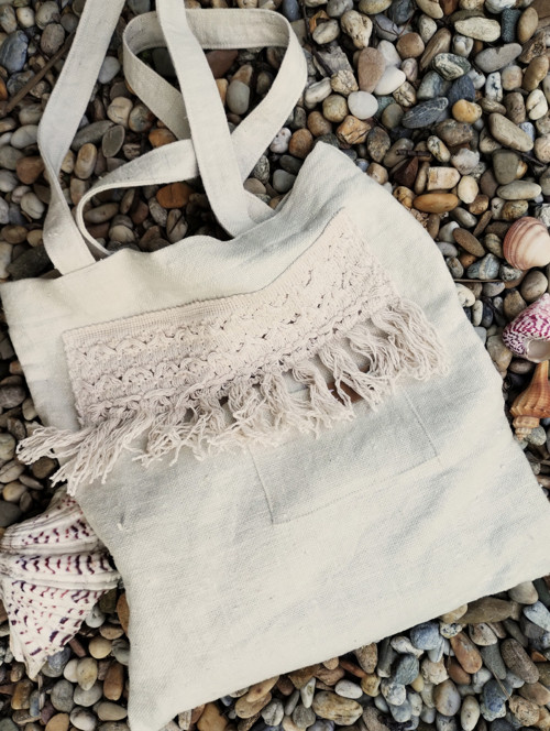 Ľanová taška s macramé aplikáciou