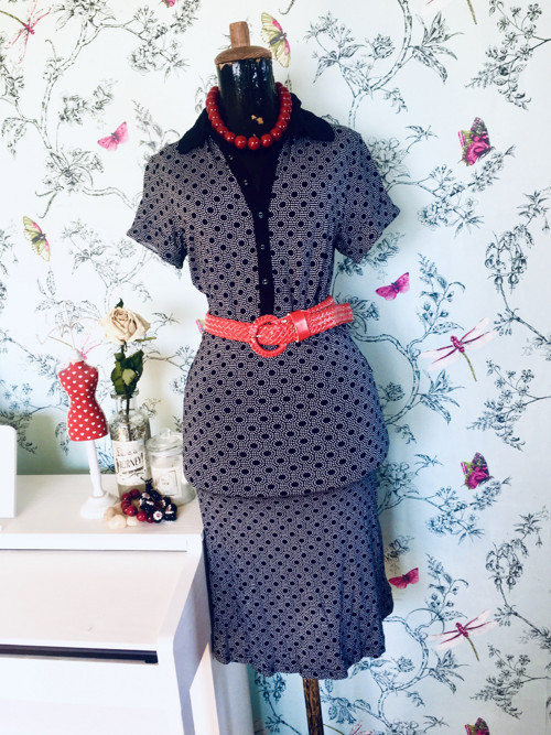 Šaty chic Paříž — foto 1