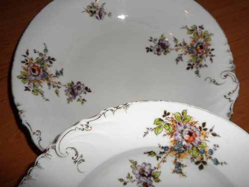 Starožitný porcelánový velký TALÍŘ a MÍSA, fialky