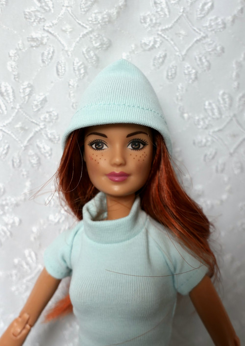 Čepice pro Barbie — foto 1