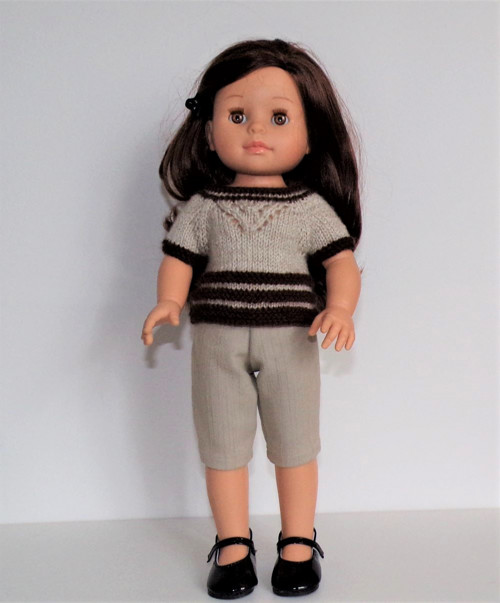 Béžový svetřík a bermudy - Paola Reina 43cm