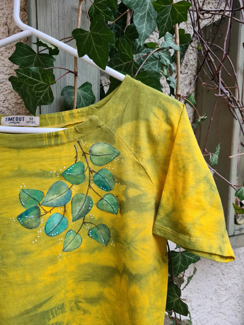 S lístečky, tričko M/L — foto 1