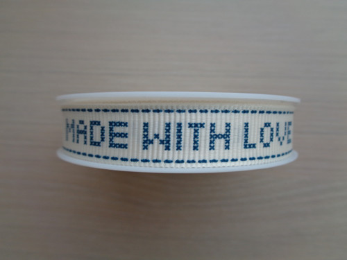 Stuha "MADE WITH LOVE" 3 m modrá — foto 1