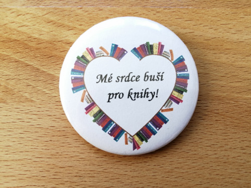 Placka Mé srdce buší pro knihy (špendlík 56 mm)