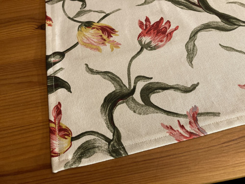 Dečka s tulipány — foto 1