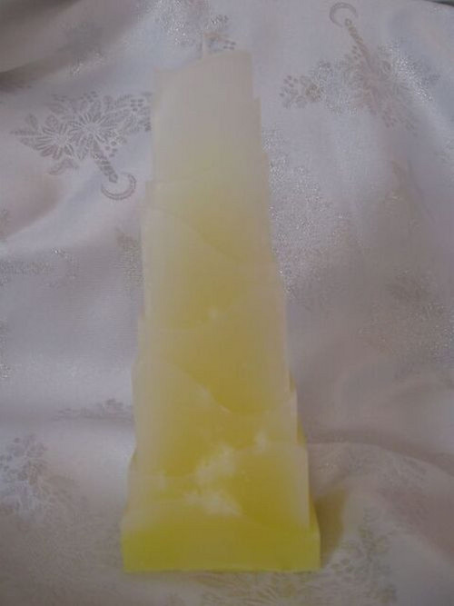 Věž žlutá