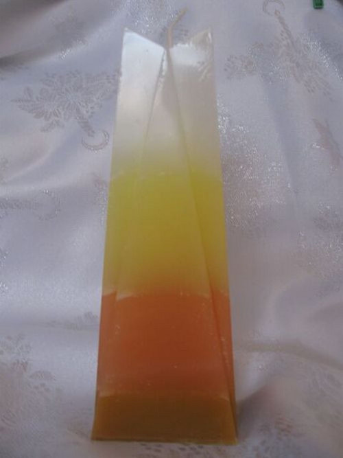Triangl oranžovožlutý