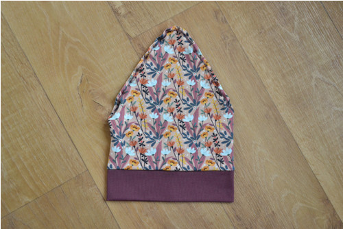 Dívčí šátek "květy hnědooranžové" 46-48cm