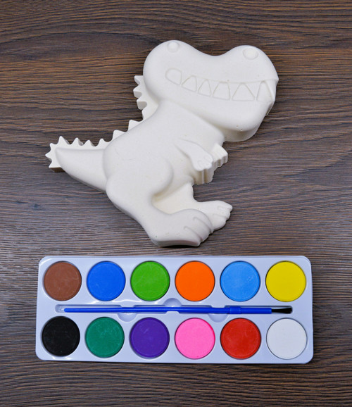 Sádrový velký dinosaurus