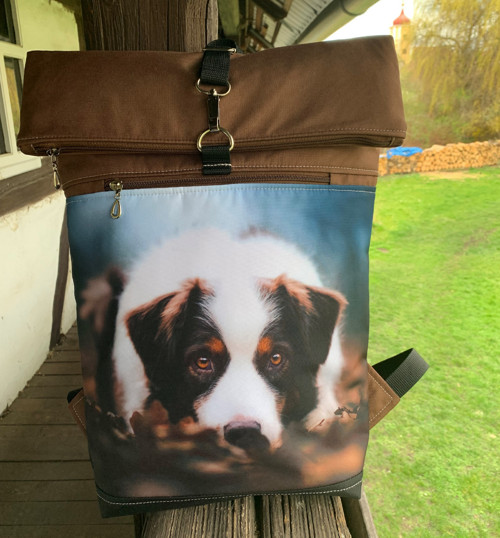 Border kolie + přední kapsa na zip — foto 1