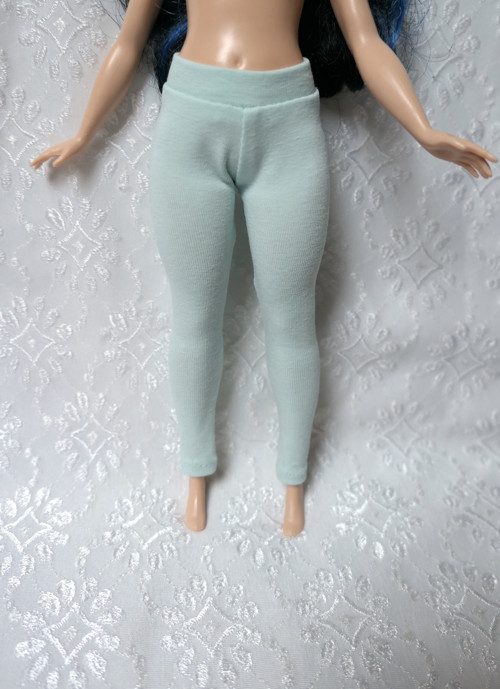 Barbie baculka - legíny — foto 1