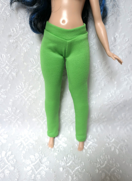 Barbie baculka - legíny — foto 1