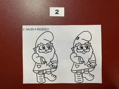 Najdi rozdíl č.2 - trpaslík 2 černo-bílý