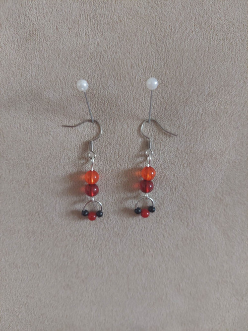 Black & Red Beads I