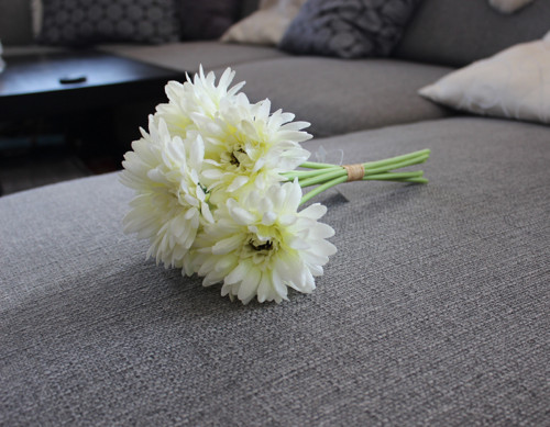 Umělá květina - gerbera smetanová
