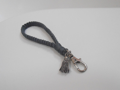 *Klíčenka/Přívěsek na klíče (macramé)* — foto 1