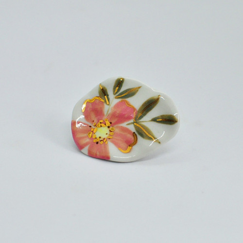 Porcelánová brož — foto 1
