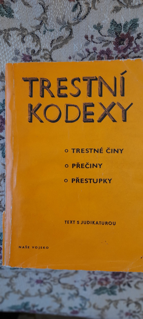 Trestní kodexy — foto 1