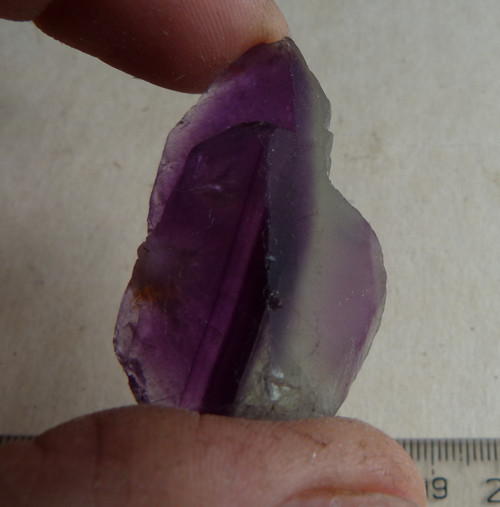 Fluorit surový - 4 cm