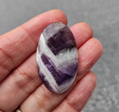 Ametyst (Chevron), ID 2825, 36x21 mm - výprodej