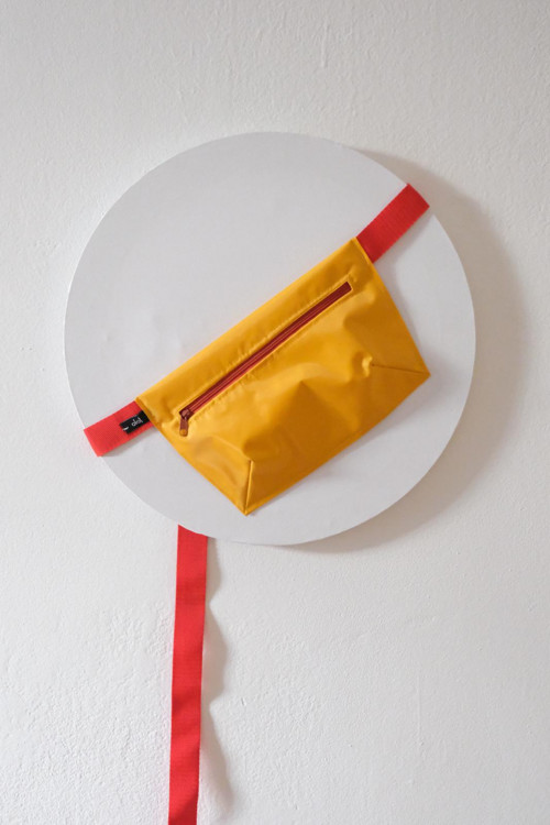 Crossbody ve žluté — foto 1