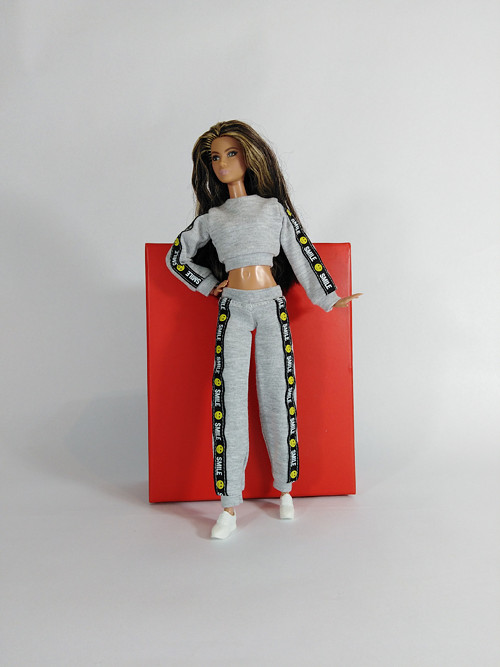 Barbie mikina krátká č-2 — foto 1