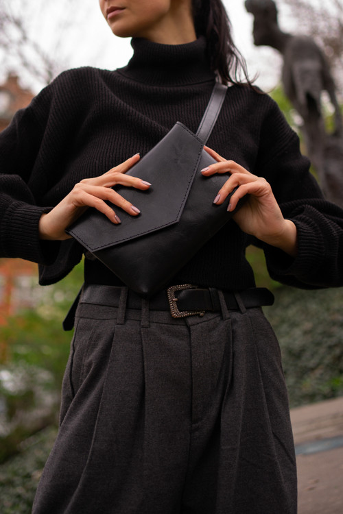 Crossbody ledvinka