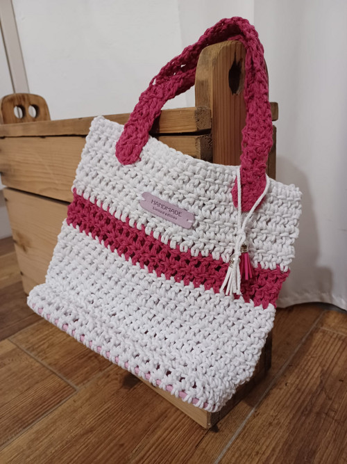 Kabelka macramé