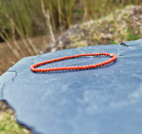 Nejjemnější červený jaspis*minimalistický náramek