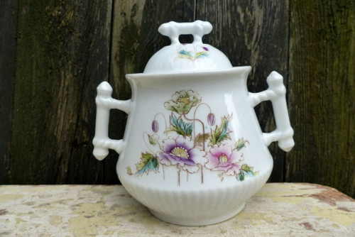 V květech...porcelánová cukřenka, ruční zdobení