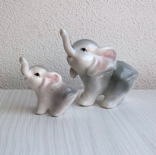 2 x porcelánový slon, různé velikosti